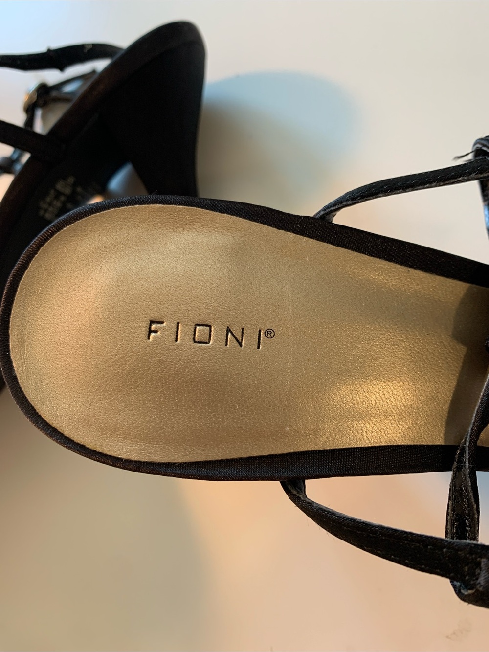 FIONI Clothing Black Strappy T-Bar Heeled Sandals - Picture 2 of 6